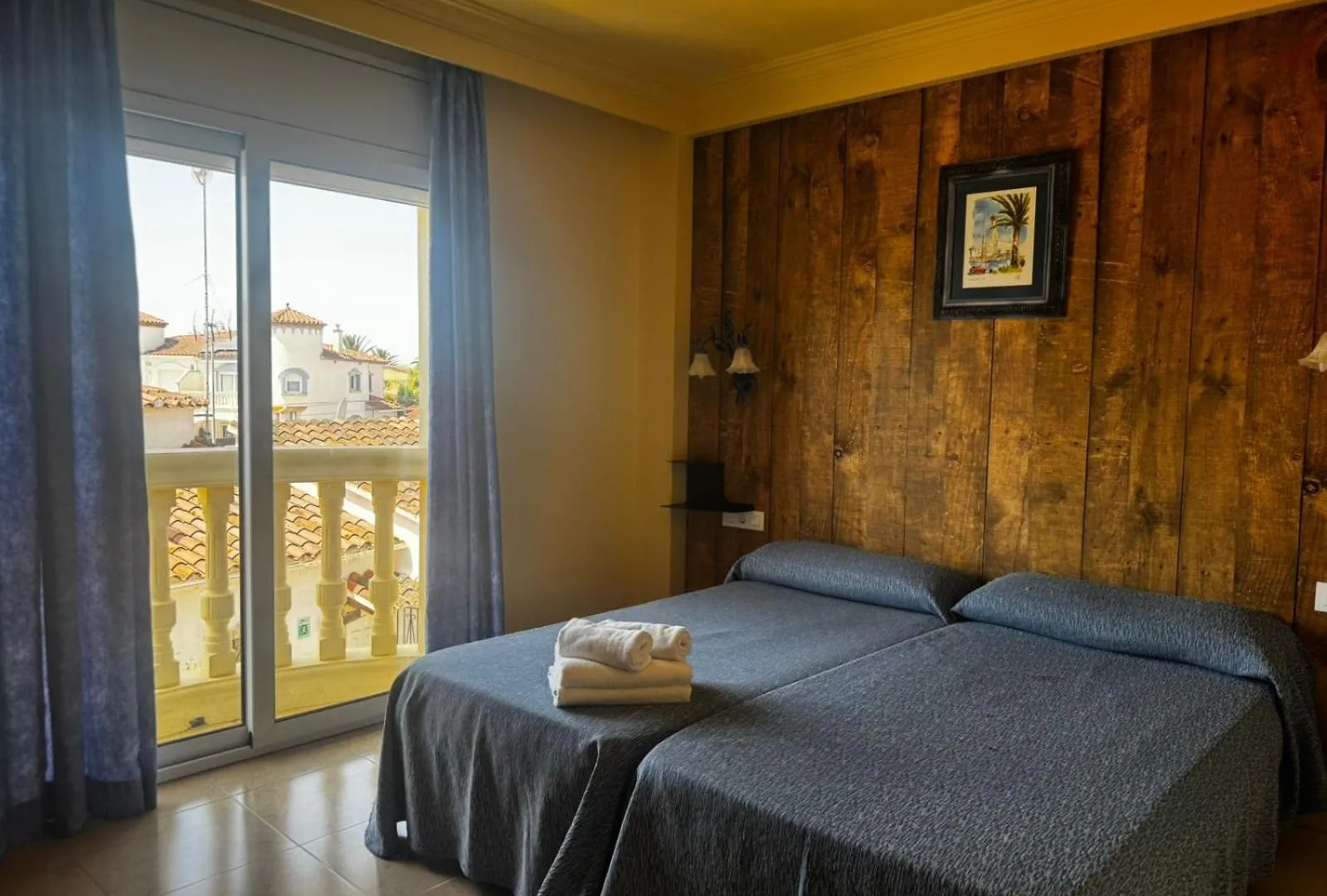 ***  Hotel Portofino Эмпуриабрава Испания