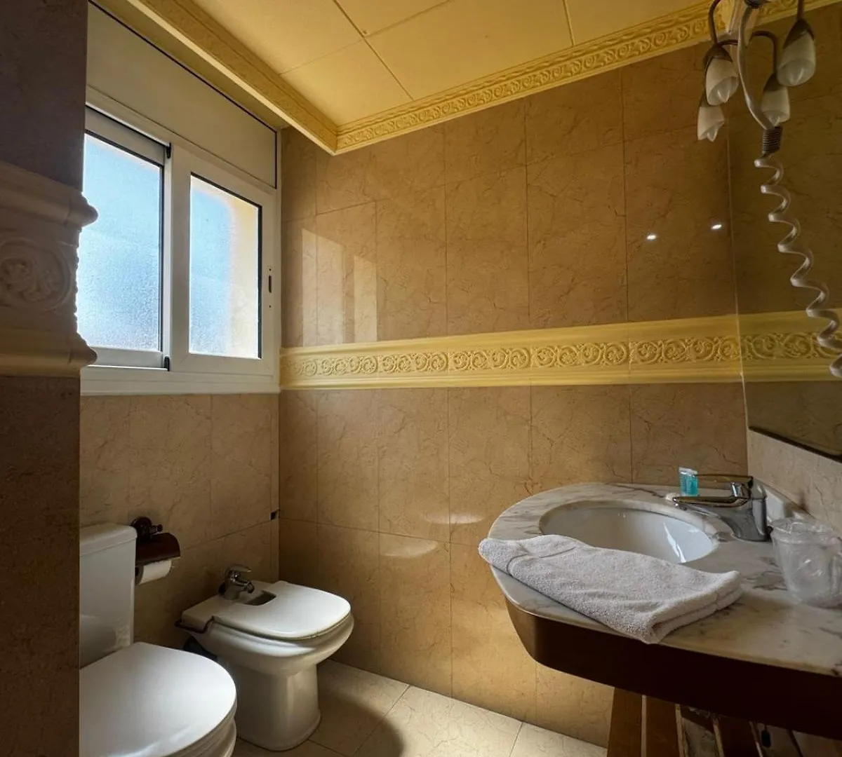 Hotel Portofino Эмпуриабрава Испания