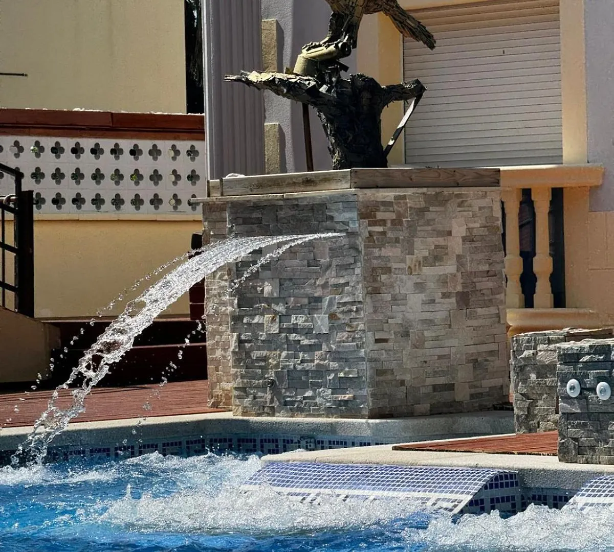 Hotel Portofino إمبوريابرافا 3*,