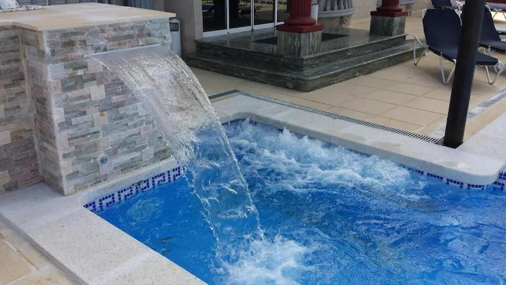 Hotel Portofino Эмпуриабрава